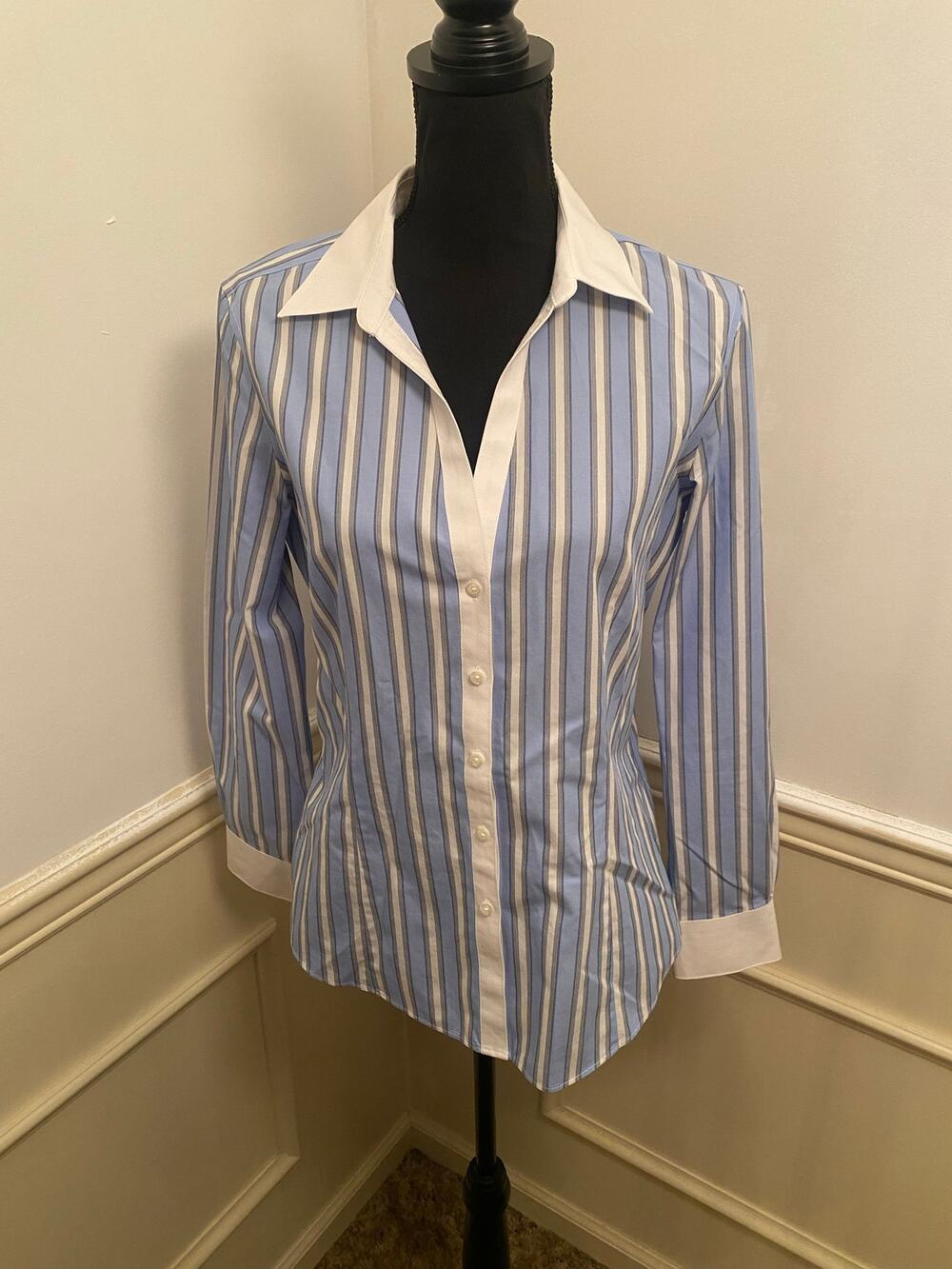 Brooks Brothers 1818 Women’s Fitted Non-Iron Striped Dress Shirt Banker Collar